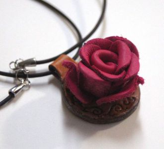 Leather rose pendant